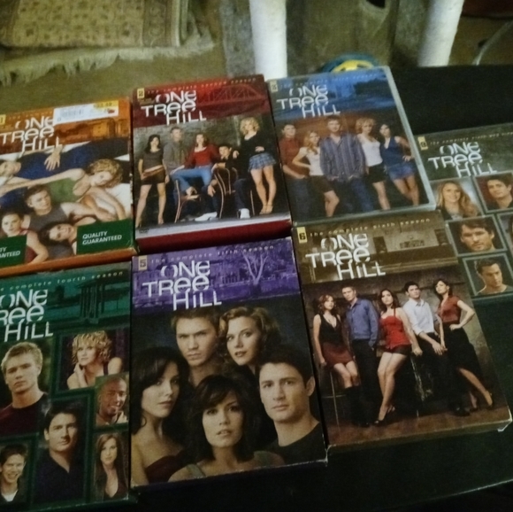 PREOWNED used One tree hill seasons 1-6&9 good condition - Picture 1 of 13